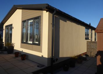 Thumbnail 2 bed mobile/park home for sale in Oakleigh Park, Clacton Road, Wheeley, Clacton-On-Sea, Essex