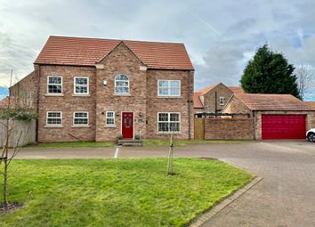 Thumbnail Detached house for sale in Chatsworth Gardens, Edenthorpe, Doncaster