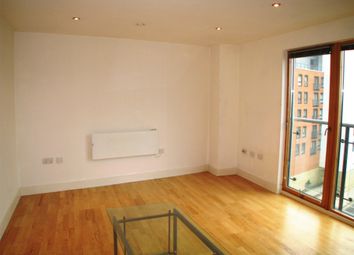 1 Bedrooms Flat to rent in Mackenzie House, Leeds Dock, Chadwick Street, Leeds, West Yorkshire LS10