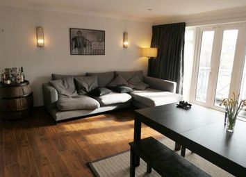 3 Bedrooms Flat to rent in Rubens Place, London SW4