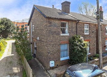 Crawley - End terrace house for sale           ...