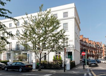 Thumbnail Detached house for sale in Walton Place, London