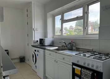 Thumbnail Detached house to rent in Beechwood Road, Sanderstead, South Croydon