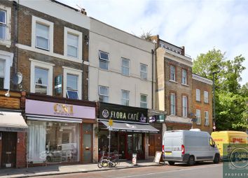 Thumbnail 1 bed flat to rent in Newington Green Road, London