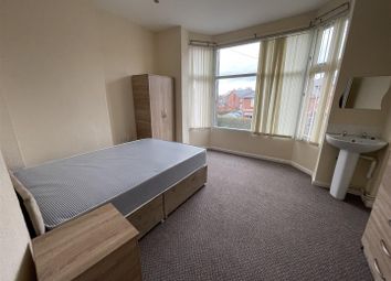 Wolverhampton - Room to rent