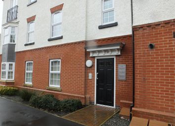 Thumbnail Flat to rent in Salford Way, Church Gresley, Swadlincote