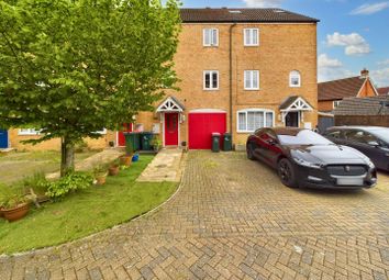 Thumbnail Property to rent in Lucas Close, Maidenbower, Crawley