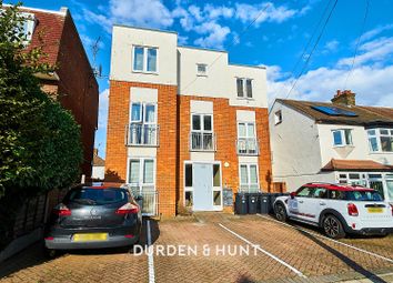 Thumbnail 2 bed flat to rent in Tomswood Hill, Ilford