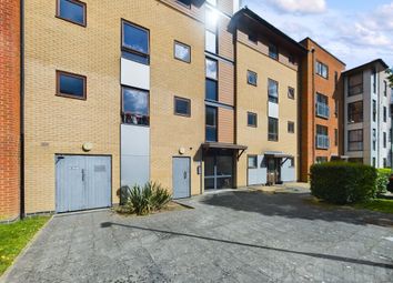 Thumbnail Flat to rent in Commonwealth Drive, Nokes Court