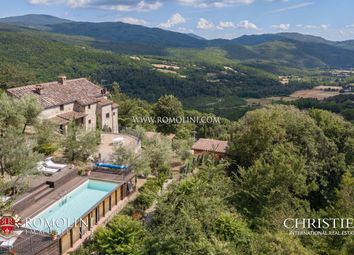 Thumbnail Villa for sale in Bibbiena, Tuscany, Italy