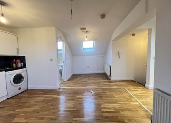 Thumbnail 1 bed flat to rent in West Street, Erith