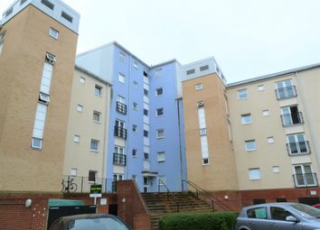 Thumbnail 2 bed flat for sale in White Star Place, Southampton