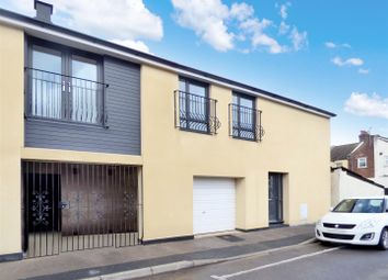 Property For In Queens Road Gosport Po12 Properties Thumbnail 2 Bed Semi Detached House For In Queens Road Gosport