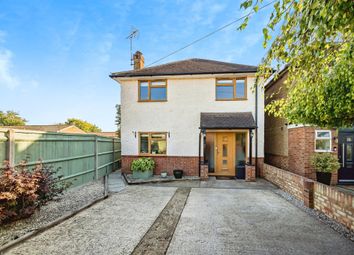 Thumbnail Detached house for sale in Westlands Close, Burnham, Slough