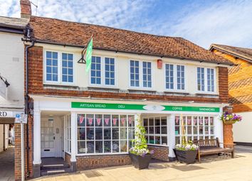 Thumbnail Flat to rent in West Street, Alresford