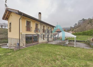 Thumbnail 5 bed villa for sale in Caserio La Collada 33519, La Collada, Asturias