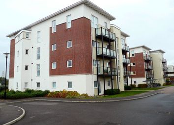 Thumbnail Flat for sale in Cedar House, Park View Road, Leatherhead