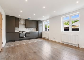 Thumbnail Flat to rent in 1, Archway Road, Highgate
