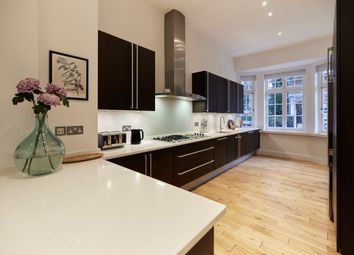 Thumbnail Terraced house to rent in Albion Street, London