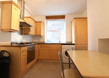 2 Bedrooms Flat to rent in Sidney Street, London E1