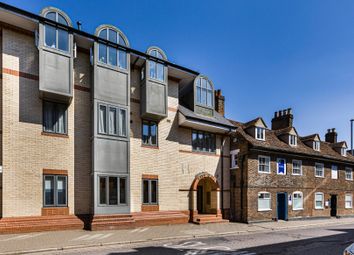 St Albans - 2 bed flat for sale