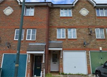 3 Bedrooms  to rent in Fairway Drive, Thamesmead, London SE28
