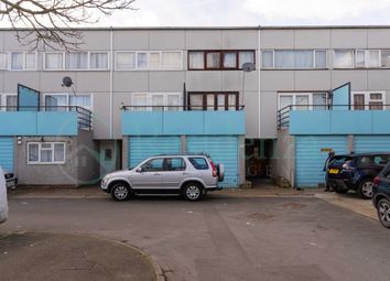 Thumbnail Town house for sale in Lindsey Close, Mitcham
