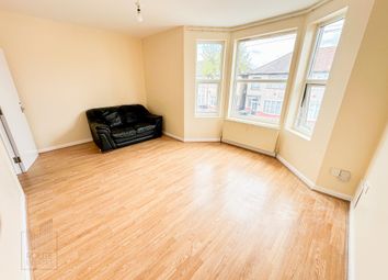 Enfield - Flat to rent                         ...