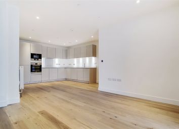 2 Bedrooms Flat to rent in Brick Kiln One, Station Road, London SE13