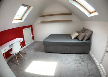 Exeter - Studio to rent                       ...