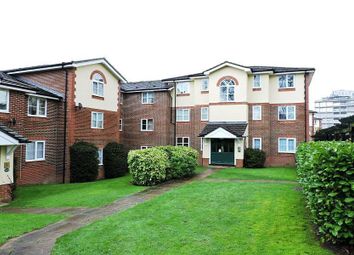 Thumbnail 1 bed flat to rent in Alexandra Park, Queen Alexandra Road, High Wycombe