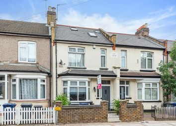 Thumbnail Terraced house for sale in Oakleigh Road North, London
