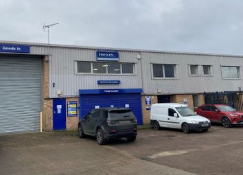 Thumbnail Warehouse to let in Unit 26 Nuffield Centrum, Nuffield Way, Abingdon, Oxfordshire