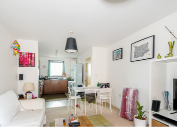1 Bedrooms Flat to rent in Hornsey Street, London N7