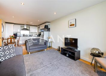 Thumbnail 2 bed flat for sale in 100 Kingsway, Finchley, London