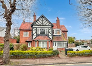 Luton - 17 bed detached house for sale