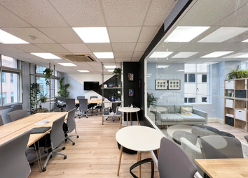 Thumbnail Serviced office to let in Houndsditch, London