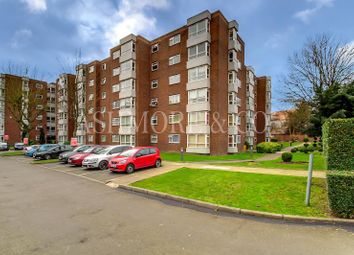 2 Bedrooms Flat for sale in Raffles House, Brampton Gove, Hendon NW4