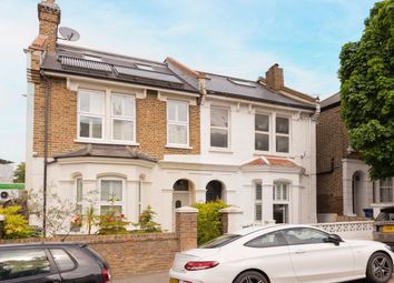 Thumbnail Flat to rent in Birkbeck Avenue, London