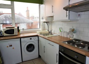 2 Bedrooms Flat to rent in Broad Street, Canterbury CT1