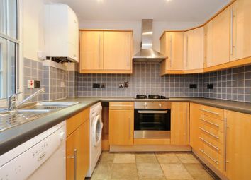2 Bedrooms Flat to rent in Strand On The Green, London W4