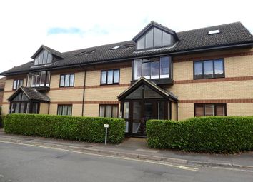 Thumbnail 1 bed flat to rent in Priory Road, Bicester