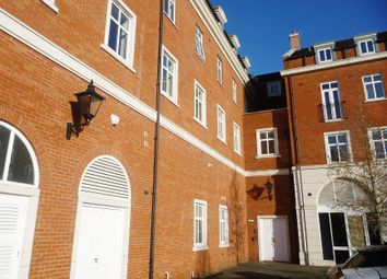 2 Bedrooms Flat to rent in Market House, Main Street, Dickens Heath, Solihull B90