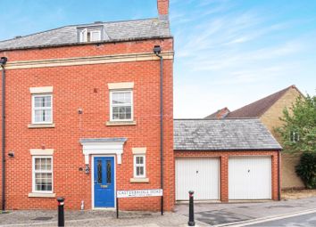 3 Bedroom Town house for sale