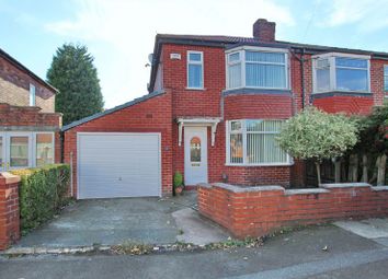 3 Bedrooms Semi-detached house for sale in Woodward Road, Prestwich, Manchester M25