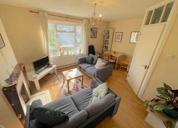 Thumbnail Maisonette to rent in Newington Green Road, London