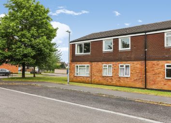 Thumbnail Flat for sale in Chelwood Close, Chippenham