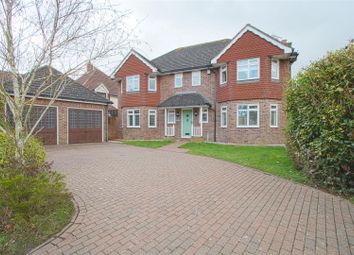 Thumbnail Detached house for sale in Oakwood Drive, Billericay