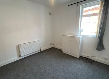 Thumbnail Flat to rent in Lansdowne Road, Aylestone, Leicester