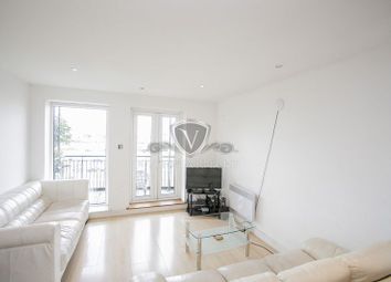 2 Bedrooms Flat to rent in High Street, London E15